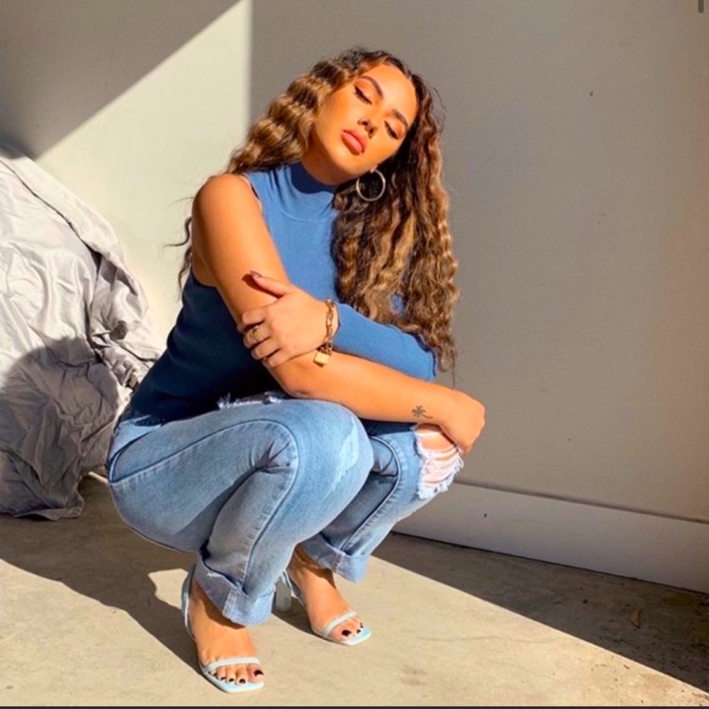 🌼Zara Asymmetric Knit Ribbed Top🌼